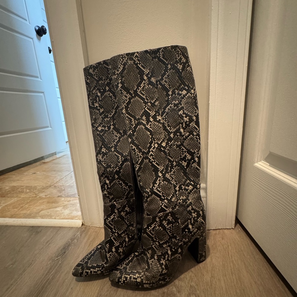 Snakeskin Pattern Knee-High Boots